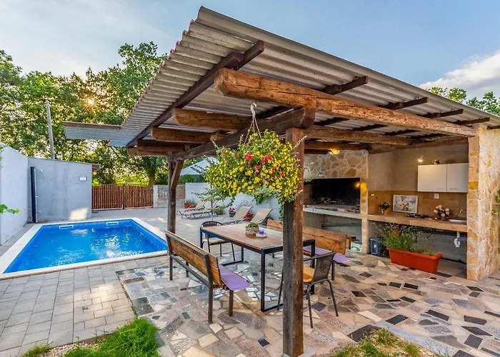 Villa Iness